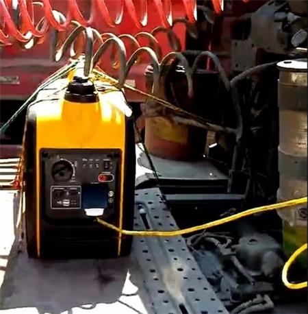 怠速開(kāi)空調(diào) 傷錢(qián)傷車還傷身 怠速開(kāi)空調(diào) 傷錢(qián)傷車還傷身